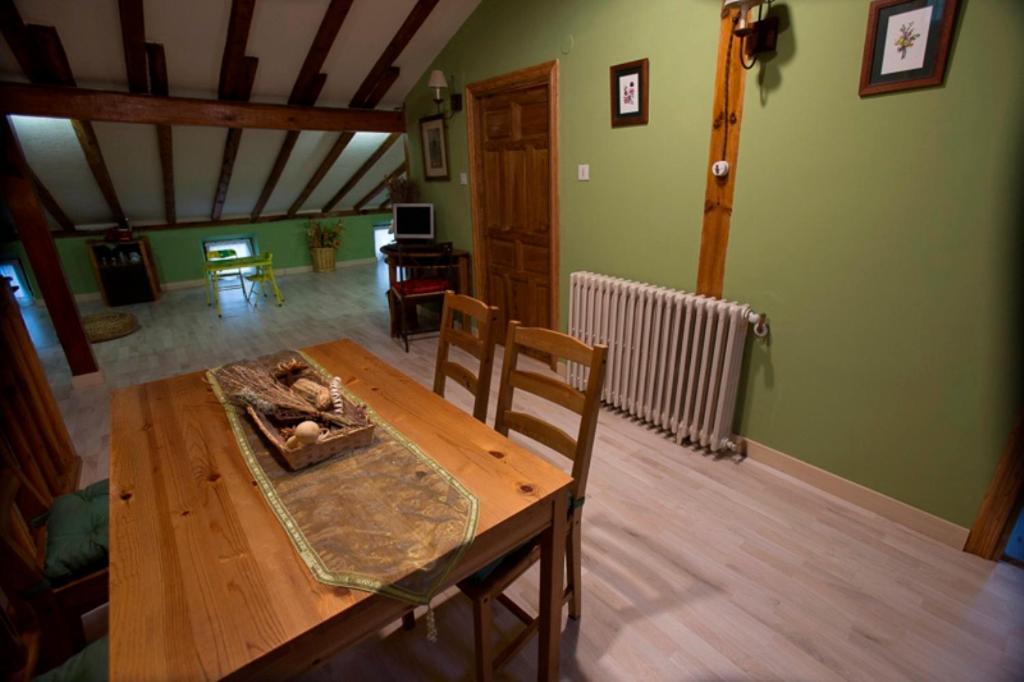 Alojamiento Rural Pueblo De La Ribera Peñafiel Zimmer foto