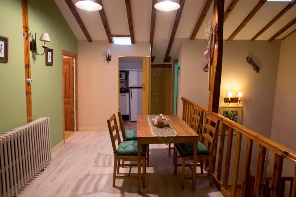 Alojamiento Rural Pueblo De La Ribera Peñafiel Zimmer foto