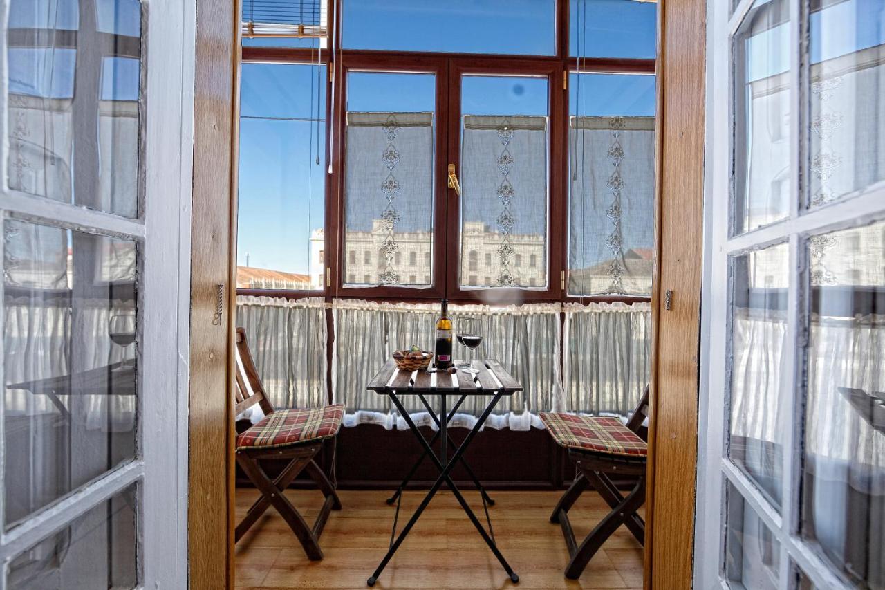 Alojamiento Rural Pueblo De La Ribera Peñafiel Exterior foto